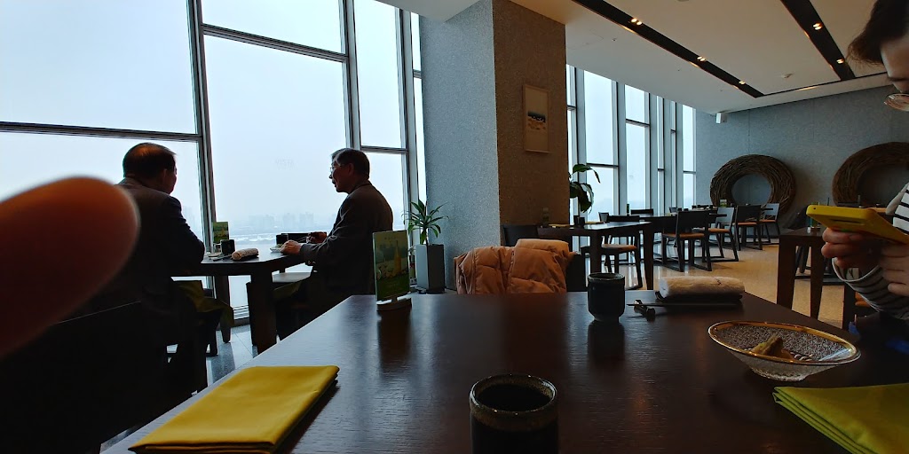 Elegant washoku restaurant with seasonal decorations